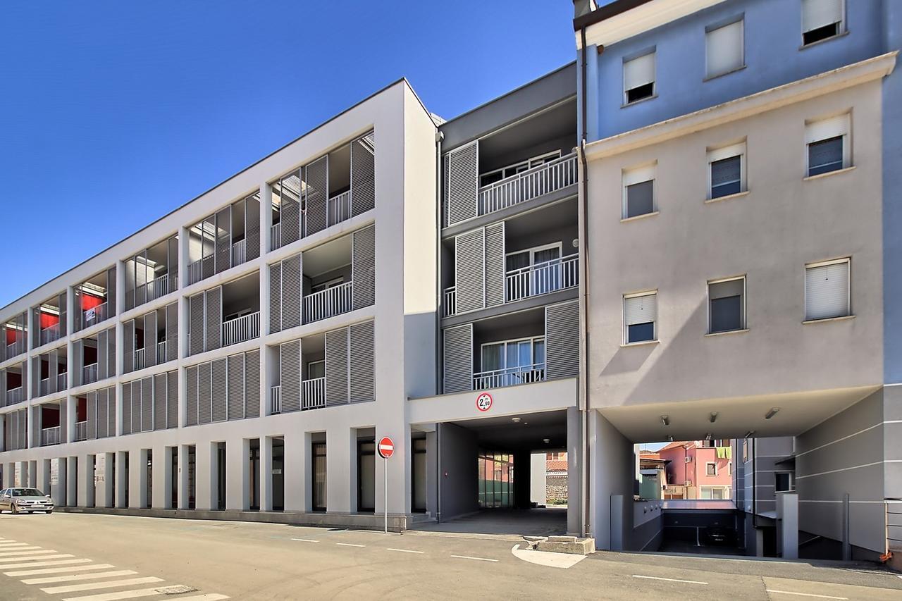 Summertime House With Apartment Umag Exterior foto